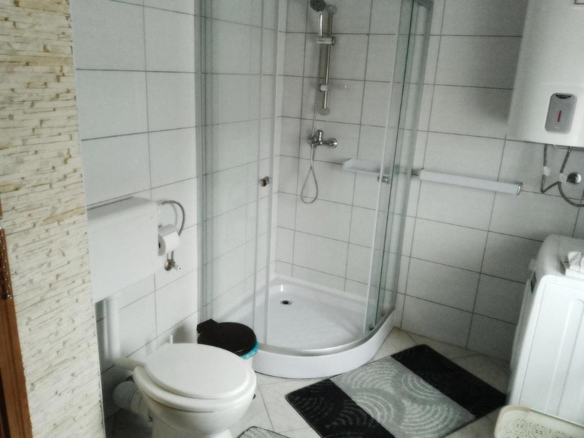 Apartman Josipa Peroj Luaran gambar