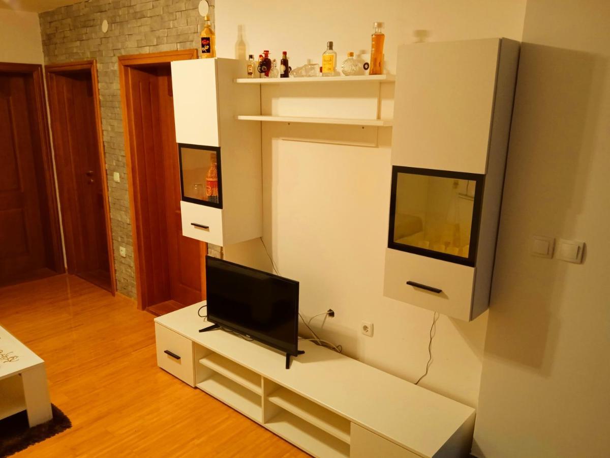 Apartman Josipa Peroj Luaran gambar